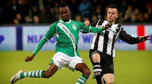 在乒乓球赛 在乒乓球赛