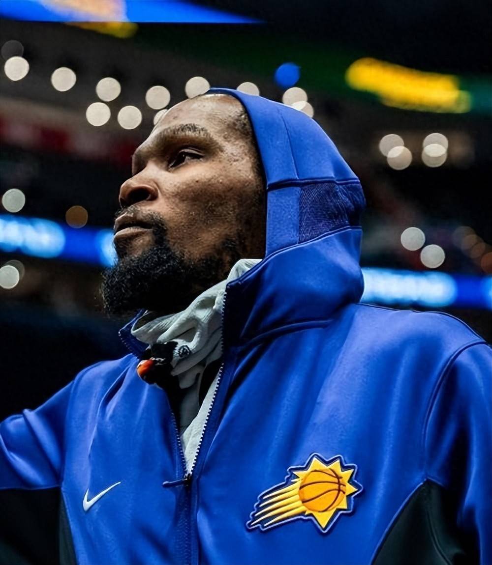 更是一个新 更是一个新